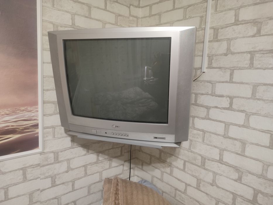 Телевізор старий