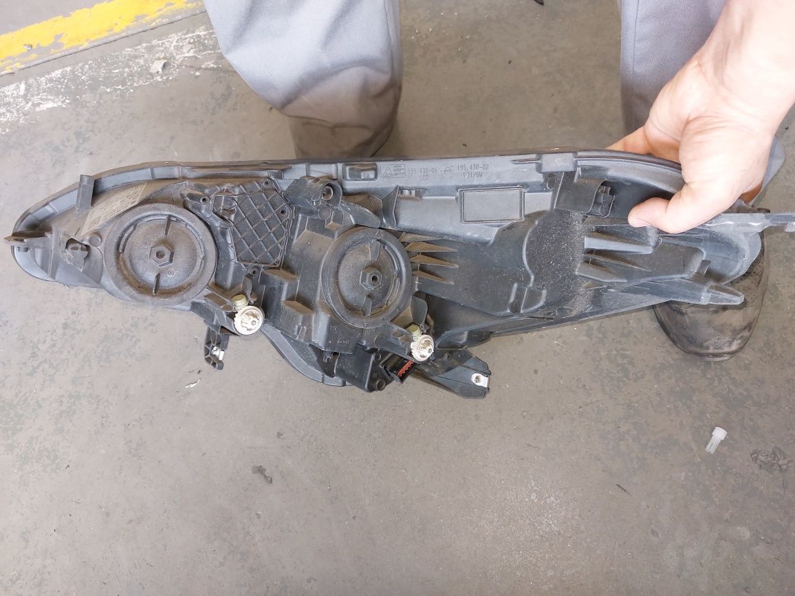 2 farois opel corsa e