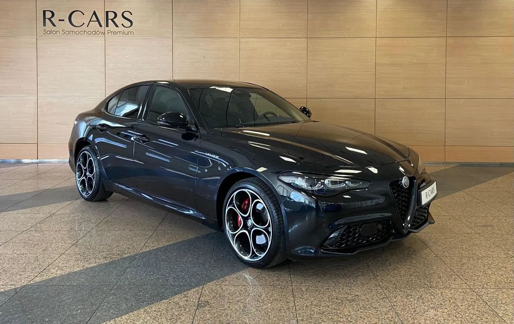 Alfa Romeo Giulia Salon Polska Bezwypadkowy R Cars Warszawa