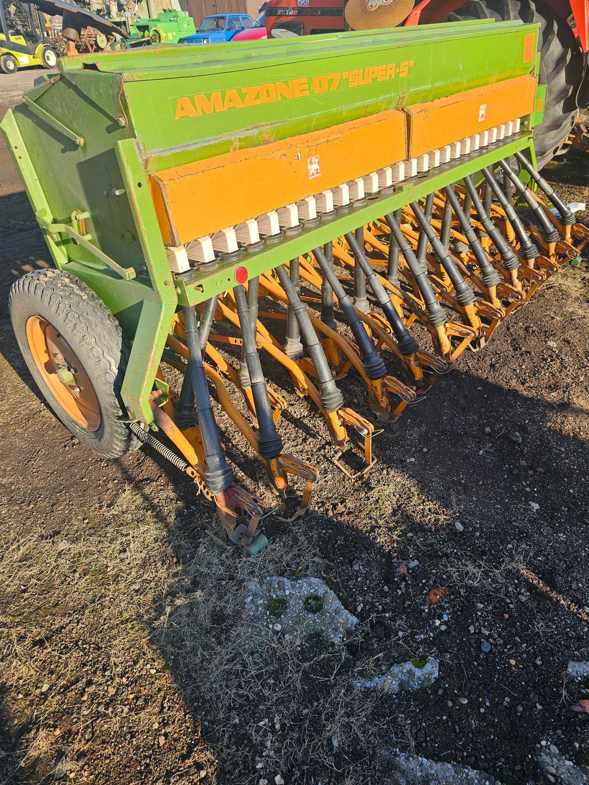 Siewnik do zboża AMAZONE D7 Super S 3 metry