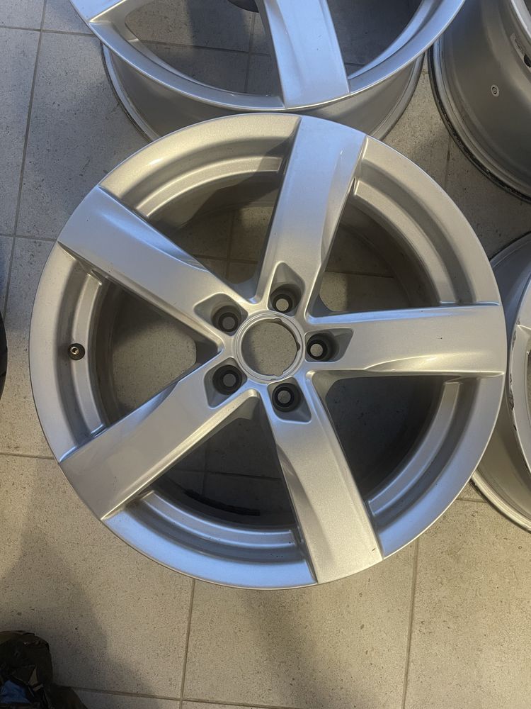 Felgi 17 audi 5x112 et26