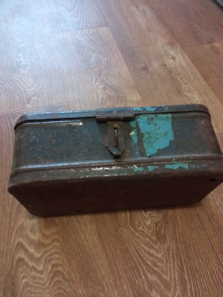 Продам ящик для инструмента