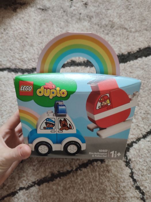Klocki LEGO Duplo wóz policyjny i helikopter strażacki
