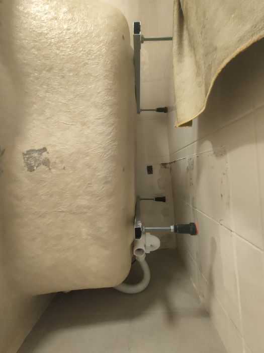 Wanna SANPLAST akrylowa z uchwytami, na stelażu 140x70 cm