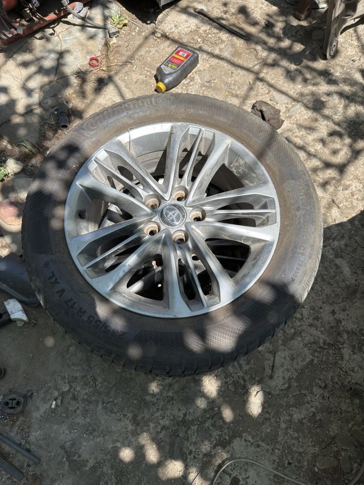 Диски с резиной 235.55.17 toyata camry 40,50,55,70
