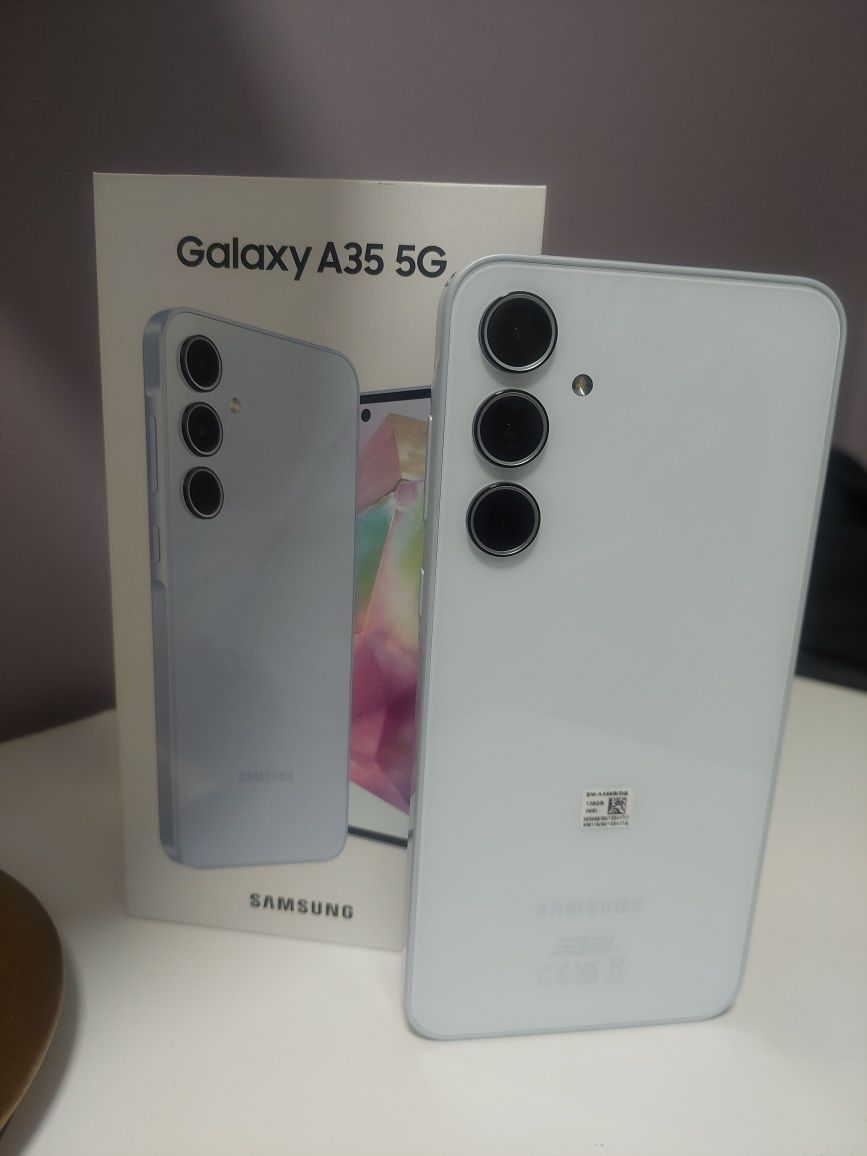 Samsung a35 nowy biały