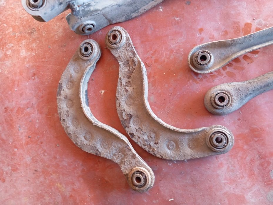 Ричаги задньої підвіски на Форд фокус 2