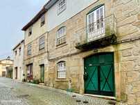 edifício devoluto em Tondela