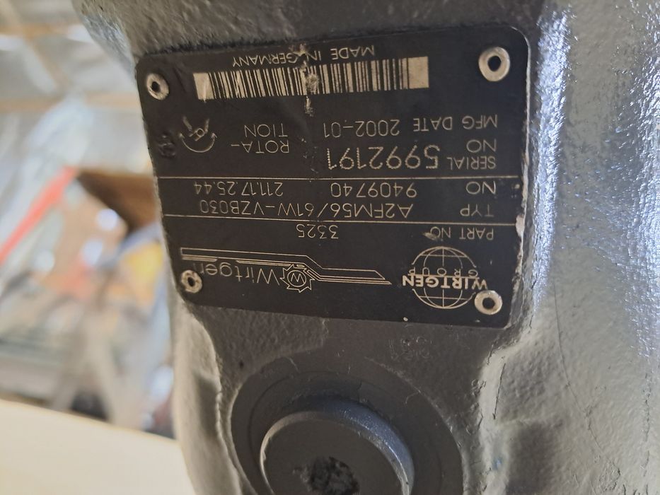 Аксеально поршневий насос з роздаткою для камаза , гідромотор , насос