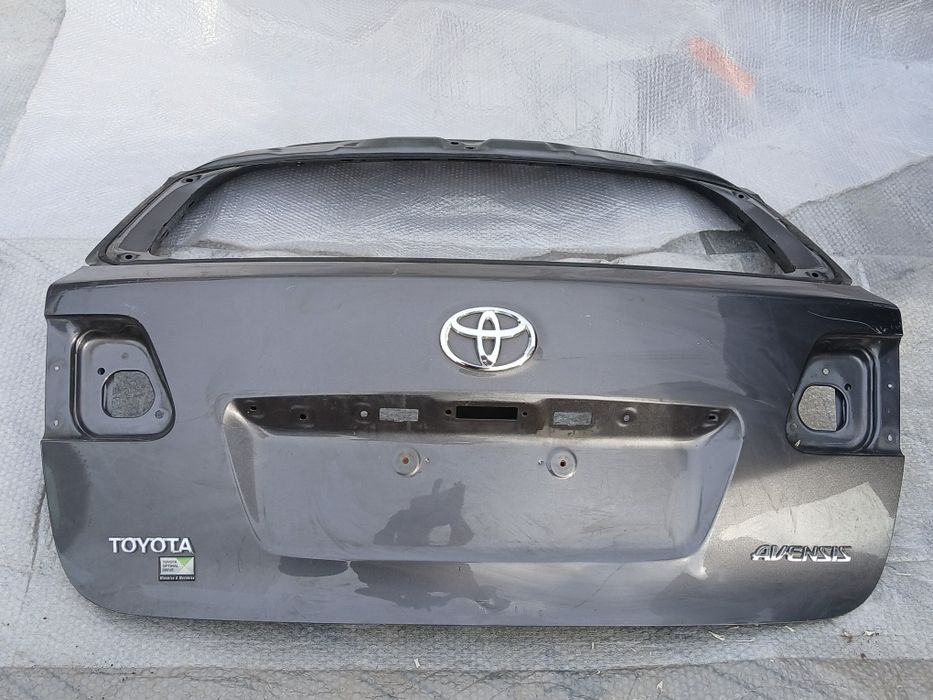 Klapa bagażnika TOYOTA AVENSIS T27 09- kombi