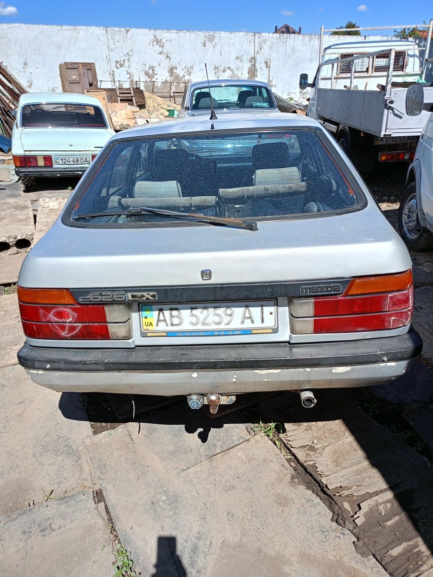Мазда 626 1.6 хетчбэк GC
