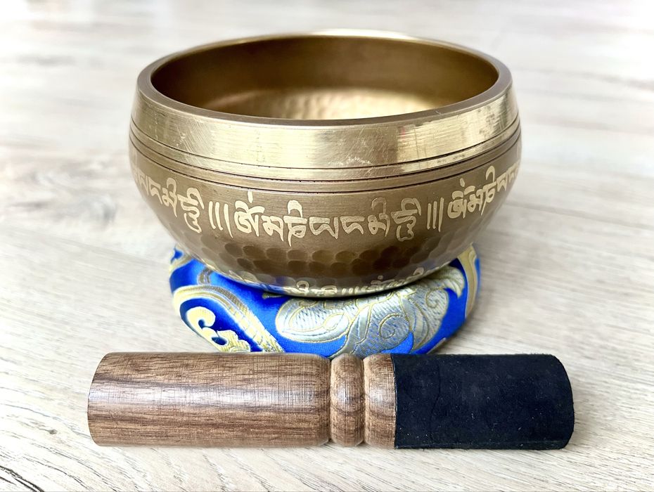 Cпіваюча чаша з латуні • 14 см • Непал, ручна робота / Поющая, співоча