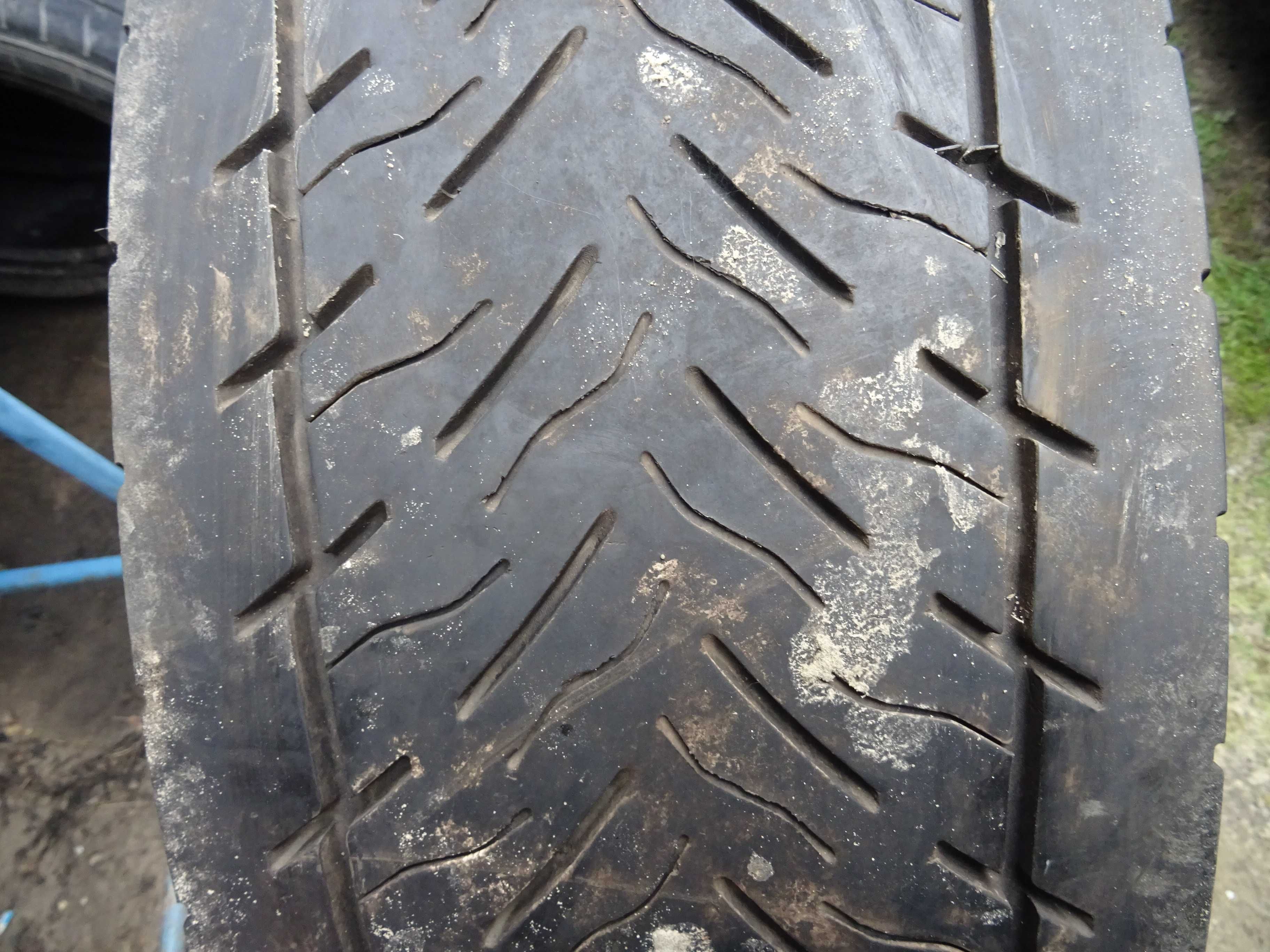 Opona 315/70R22.5 Goodyear Kmax D (650 netto)
