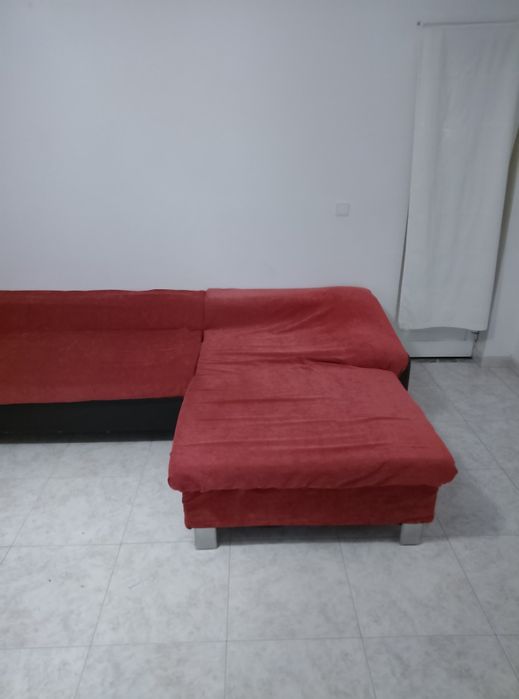 Sofá com chaise longue