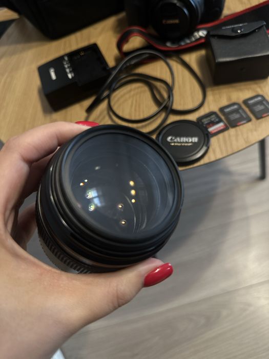 Canon 6D Mark II + 85 mm 1.8 + 50 mm 1.8 - zestaw idealny, jak nowy!