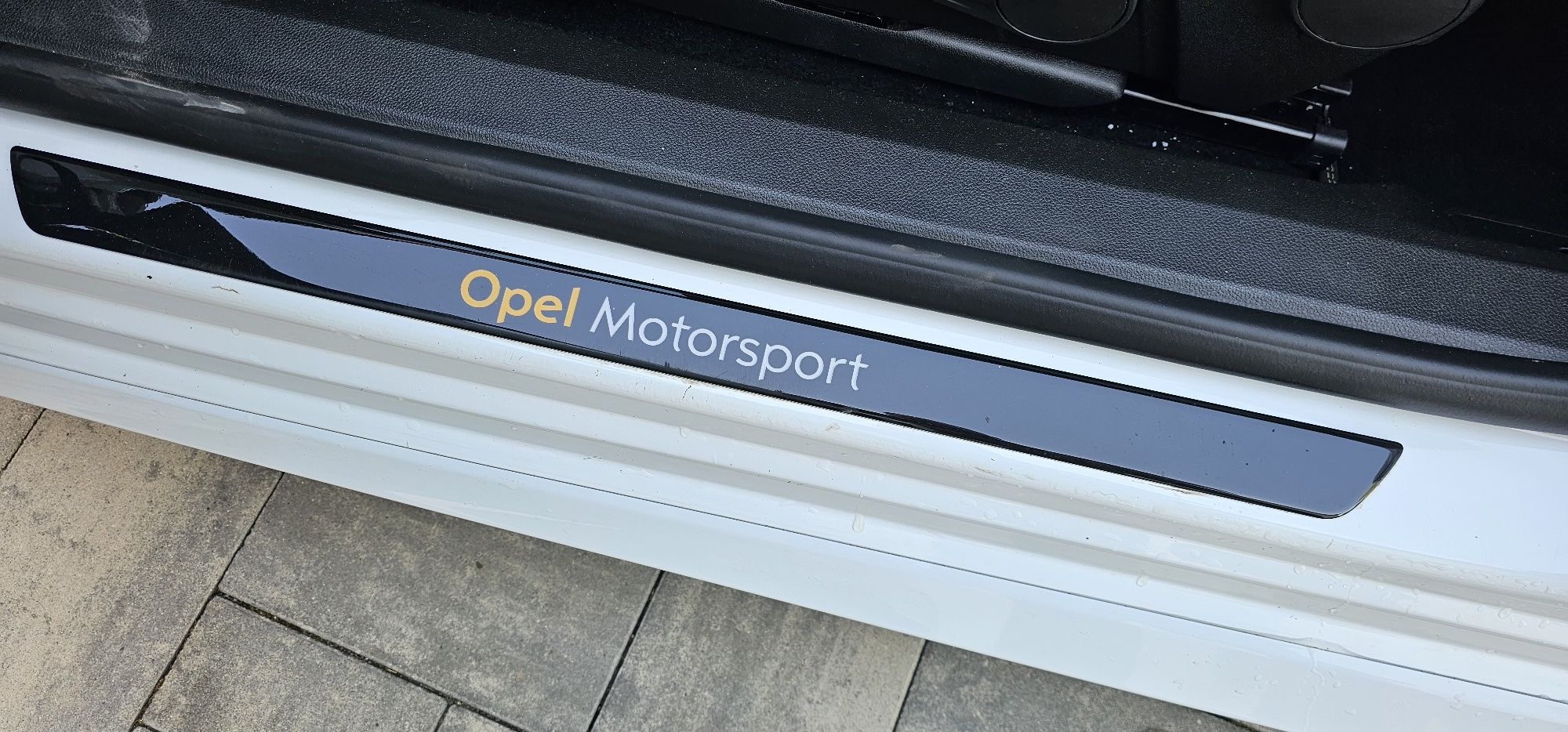 Opel Astra Gtc 1.6 turbo Motorsport Edition