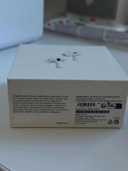 Apple AirPods Pro 2 z etui ładującym (lightning)