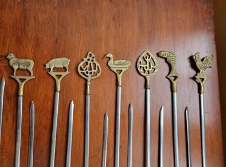 Espetos em aço inóxidavel e bronze