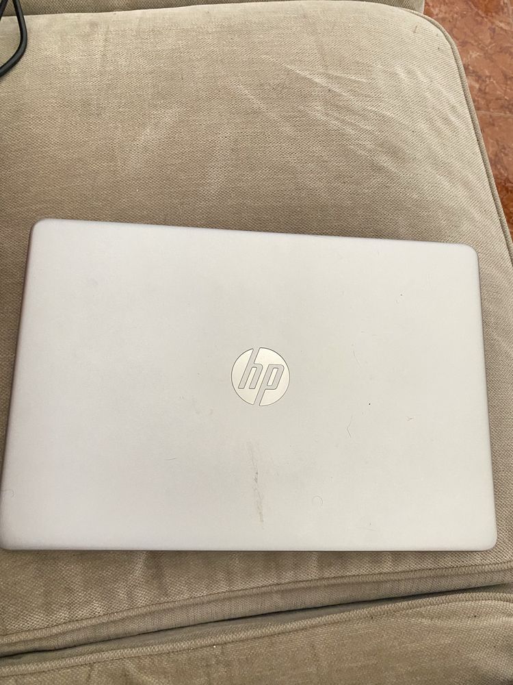 Portátil HP Laptop 15s-eq2088np 15.6" Prateado Natural