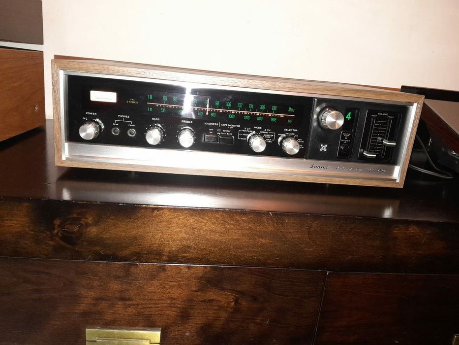 Amplificador Receiver Sansui