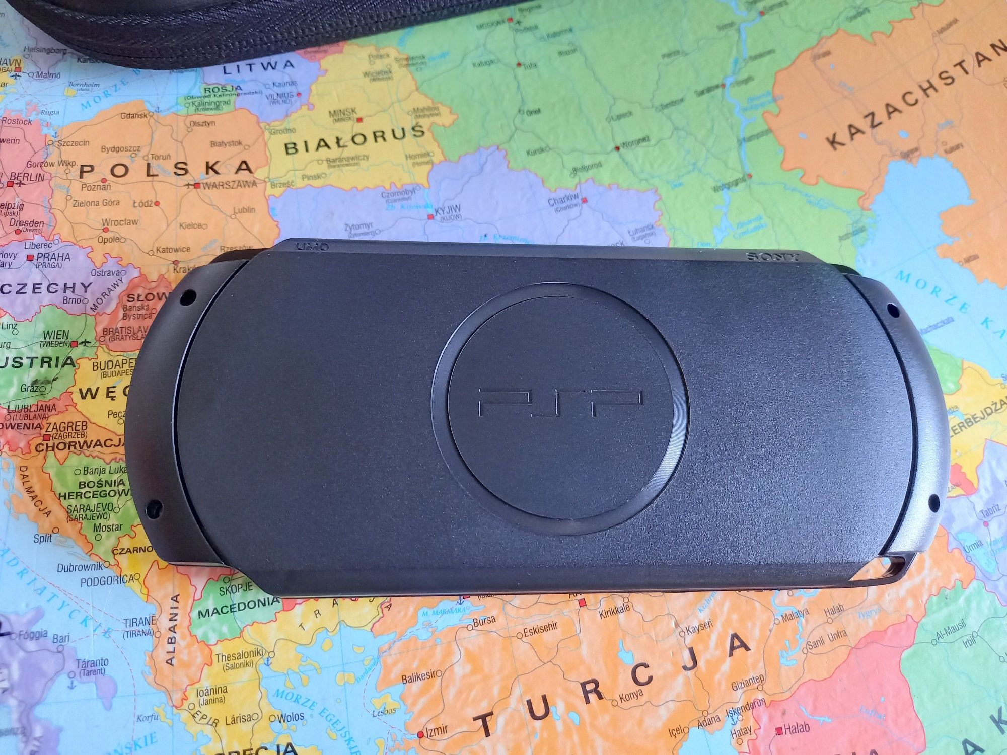 Konsola Sony psp Street 1004 4gb 20 gier stan idealny