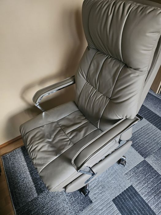 Elektryczny fotel biurowy