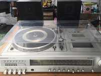 gira discos Grundig RPC 2000 com rádio e leitor cassete