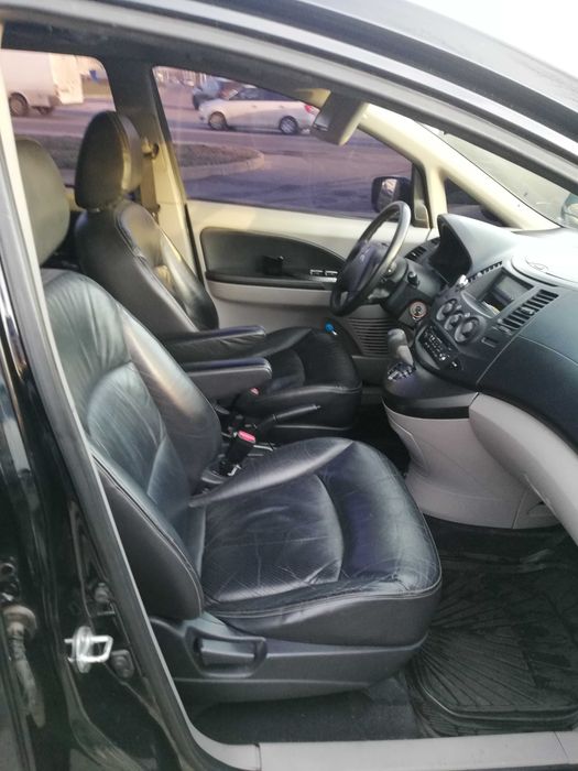 Mitsubishi Grandis Макс комплектація Шкіра  6 місць