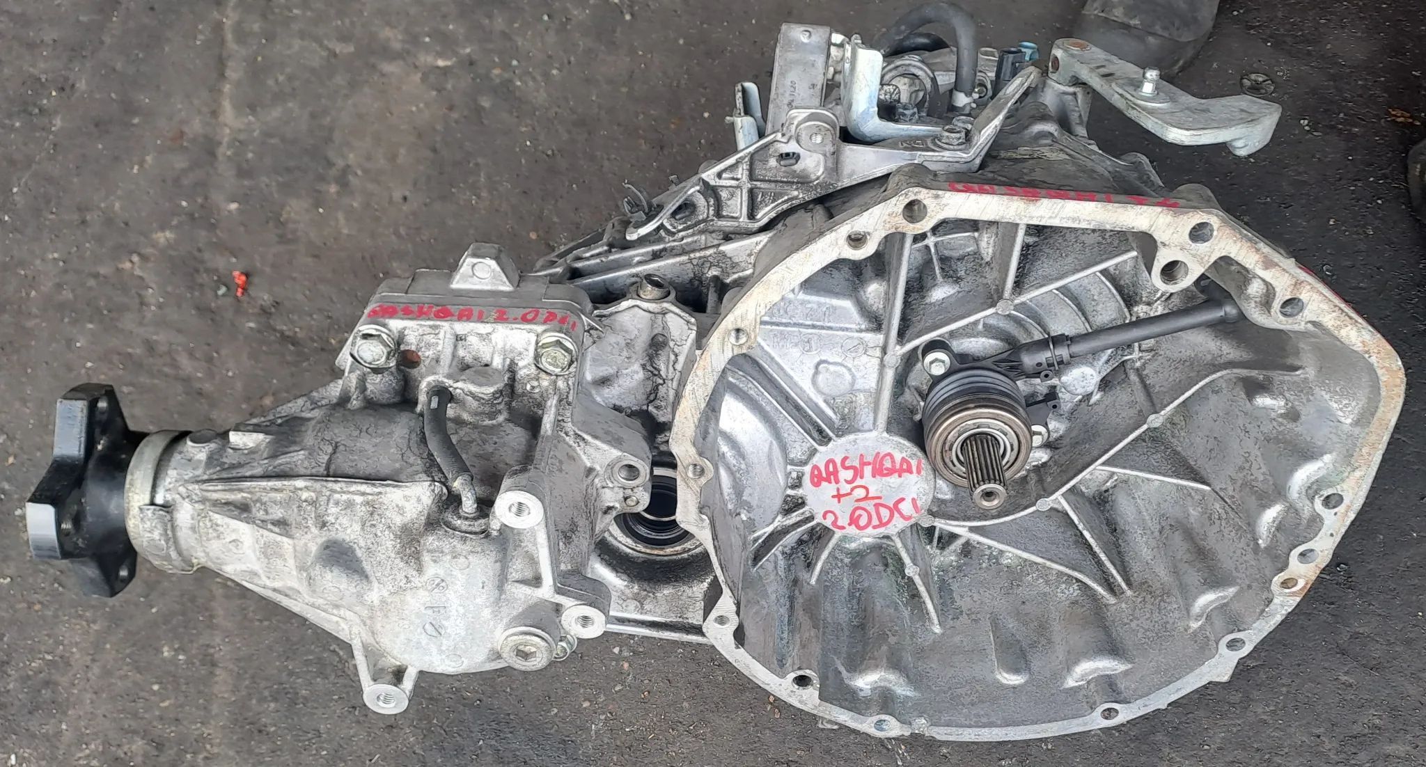 NISSAN QASHQAI PLUS 10r 2.0 DCI SKRZYNIA BIEGÓW JG75E