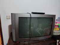 Tv usada com comando