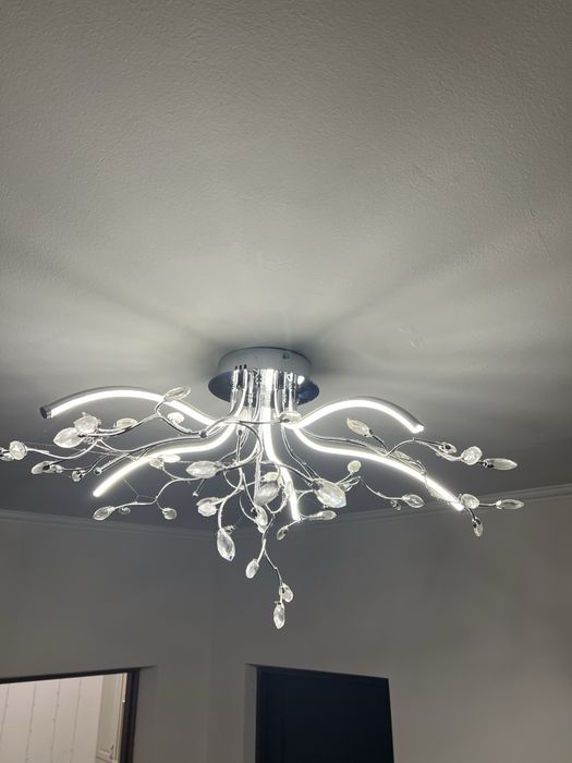 Люстра для зала дві штуки