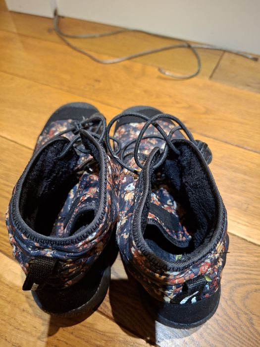 Buty keen dziewczęce 36, długość 22,5 cm