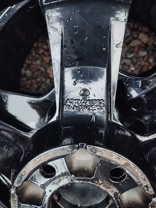 Диски разноширокі 5/112 R18 Mercedes Benz