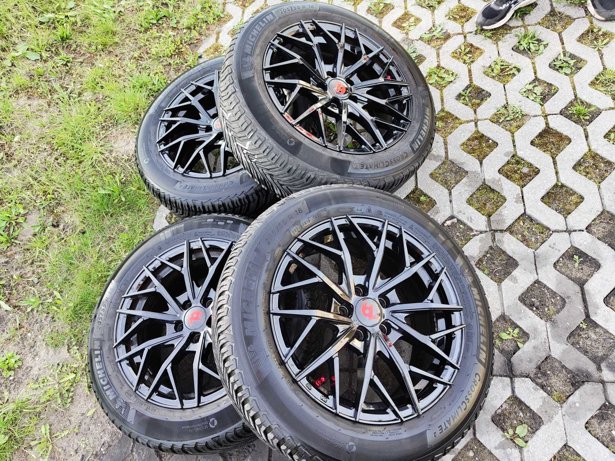 Felgi 16" 5x100 + Opony 205/55 Wielosezon Michelin Total Performance