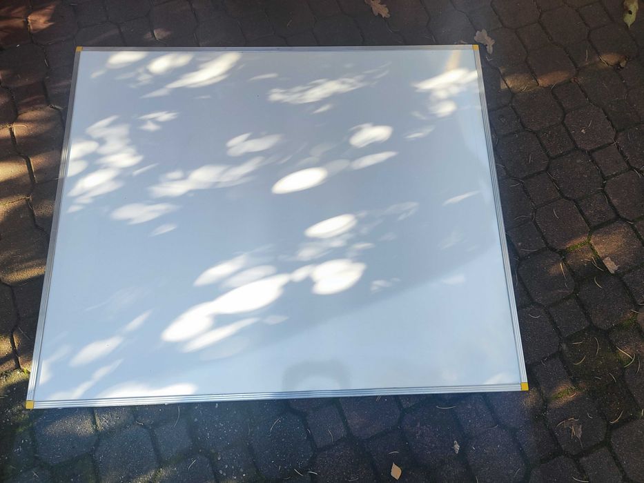 Tablica magnetyczna suchościeralna 120x100 biała na ścianę do pisania