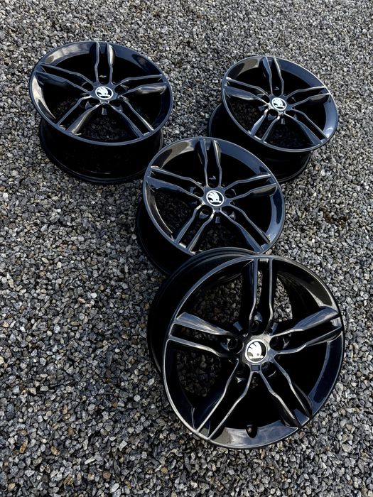 Диски R17 5.112 ET52 шкода а5 а7 гольф тоуран бмв мерседес віто