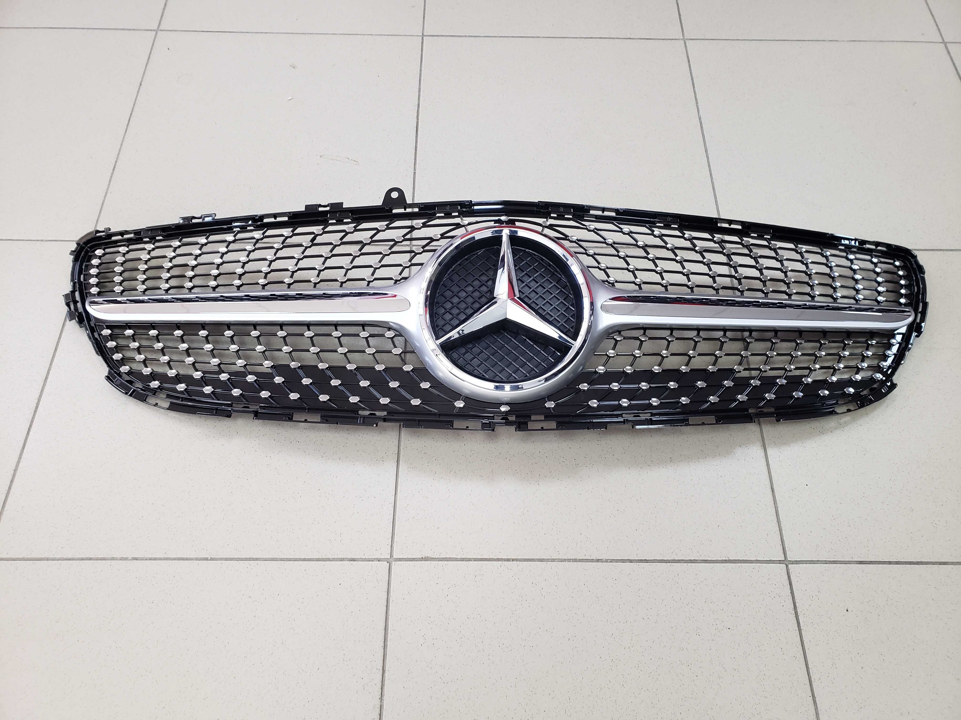 Решітка радіатора Mercedes w164 w221 w205 w206 W213 CLA,w222w166 GLA