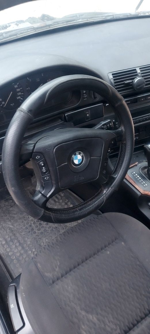 Авторозборка БМВ е46 е39 запчастини шрот розбірка