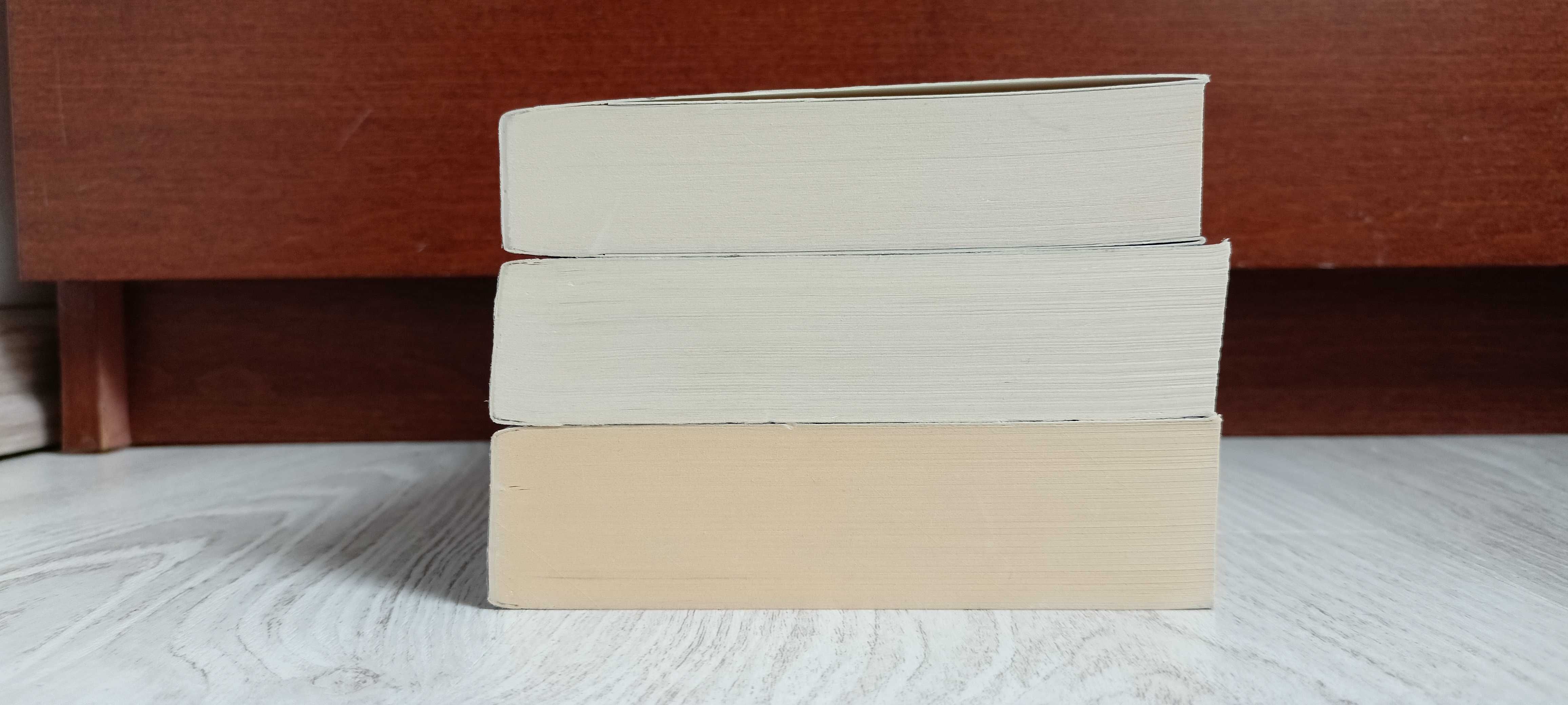 3x Ruth Ware Pod kluczem + Jedno po drugim + Dziewczyna z kabiny nr 10