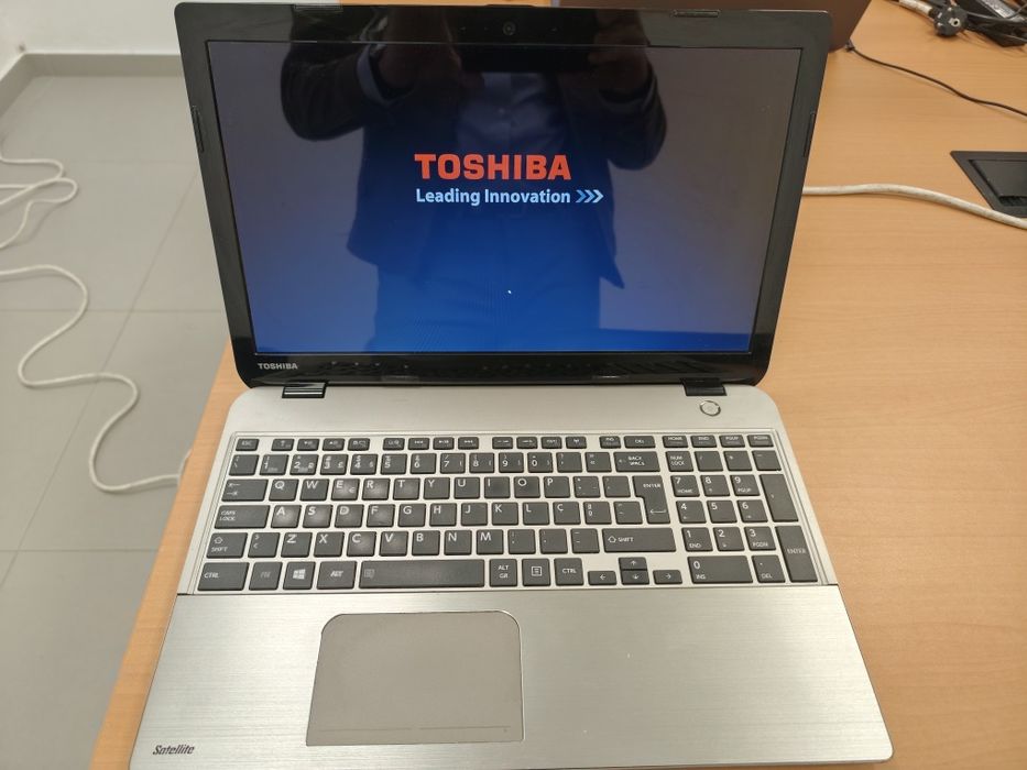 Toshiba M50D-A Quad Core com 8gb RAM e 240gb SSD novo