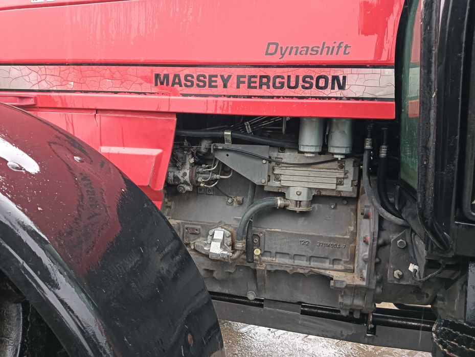 Massey Ferguson 8110
