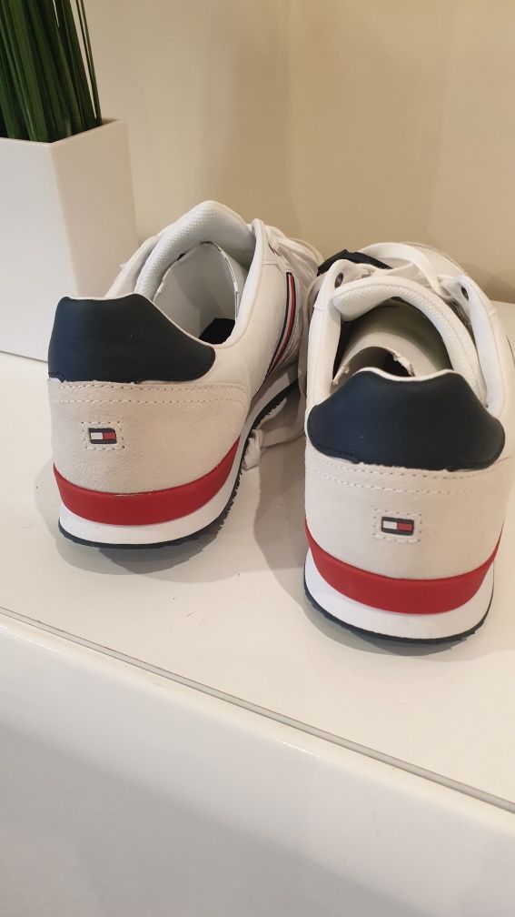 Tommy Hilfiger nowe oryginalne buty adidasy męskie rozmiar 44