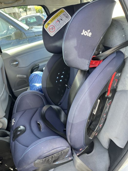 2 Cadeiras auto - usadas para venda as duas ou individualmente.