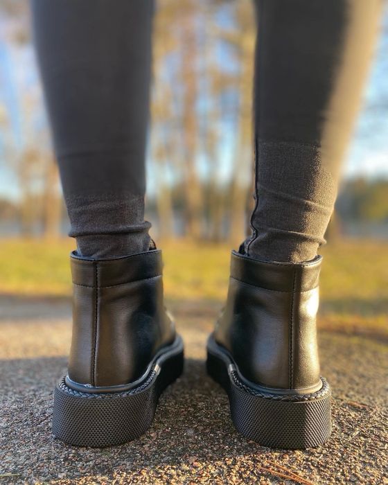 Демісезонні жіночі черевики з натуральної шкіри