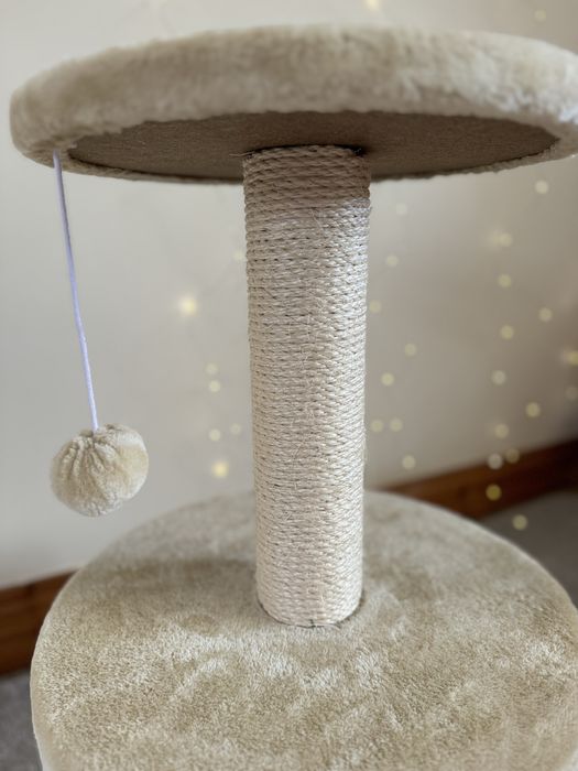 Продам когтеточку Zoofari