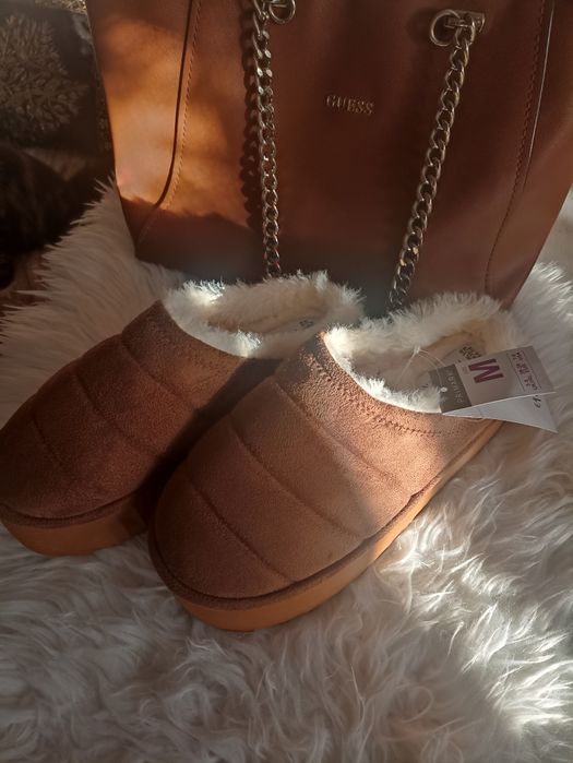 Угі від "Primark" , нові, з біркою. Розмір 38- 39.