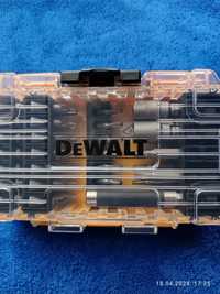Набір біт DeWalt DT70717 на 40 росхідників