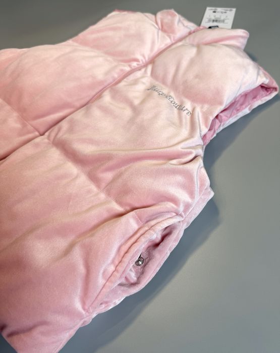 Рожева велюрова жилетка Juicy Couture оригінал розмір S нова дефект