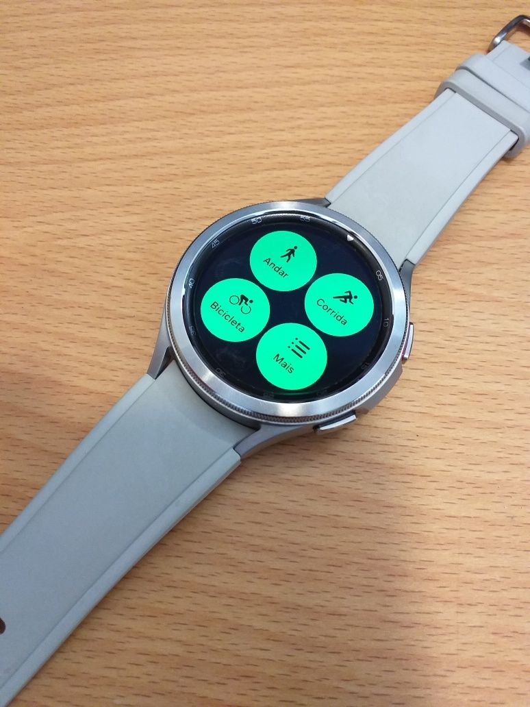 Smartwatch SAMSUNG Galaxy Watch 4 Classic 46mm LTE E-Sim C/Novo