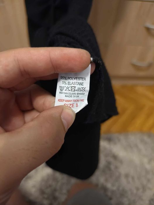 Czarna marszczona sukienka z kołnierzykiem QED London rozmiar XS 34